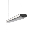 Schräge Seitenansicht der hängenden VEGA Pro 200W LED Pflanzenlampe. Zeigt das schlanke Aluminiumprofil und die Stahlseil-Aufhängung im Detail.